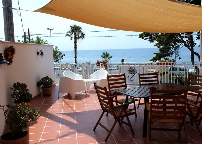 Sul Mare Alojamento de Acomodação e Pequeno-almoço Melito Di Porto Salvo