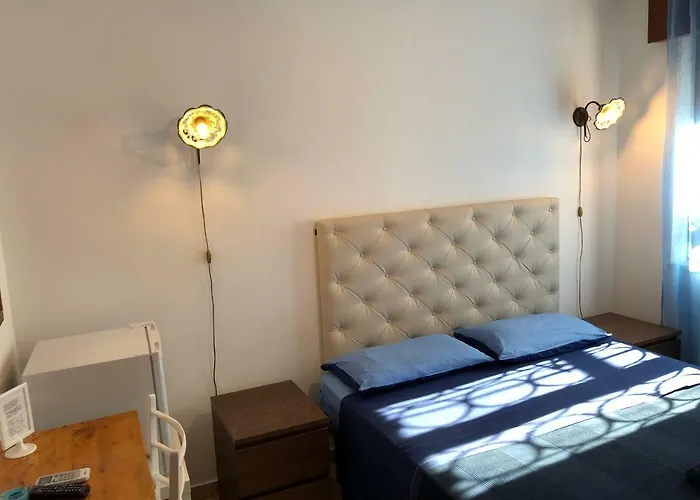 Alojamento de Acomodação e Pequeno-almoço Sul Mare